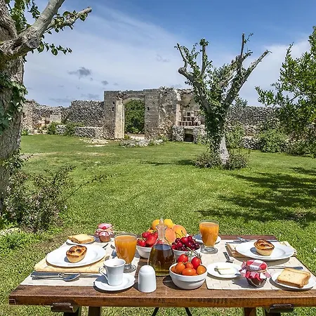 Agroturismo Masseria Berzario *