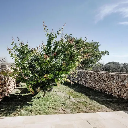 Agroturismo Masseria Berzario *