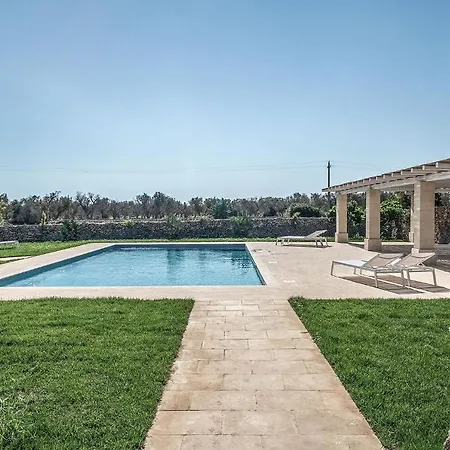 Agroturismo Masseria Berzario *